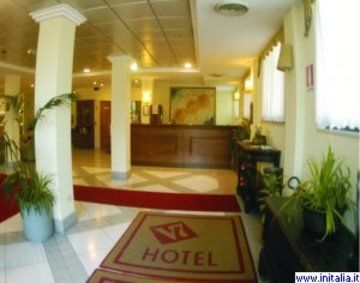 V7 Hotel San Giovanni Rotondo Exterior foto